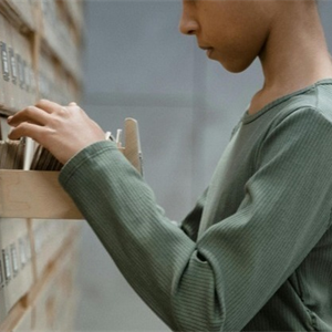 pexels-tima-miroshnichenko-300x300